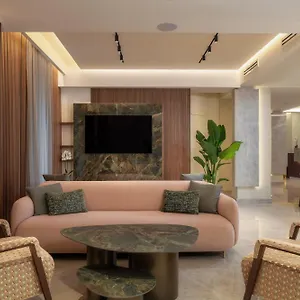 Hotel Mozart, Mediolan